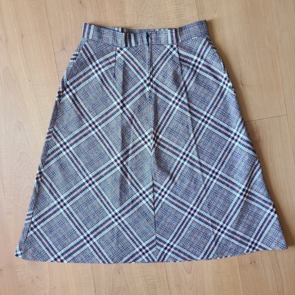 Vintage 70s Plaid Wool Blend Academia A-line Skirt - Picture 3 of 8
